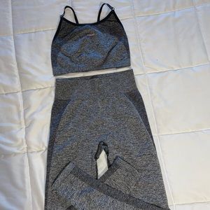 Gymshark Flex Collection set in Gray Pink ( size medium)